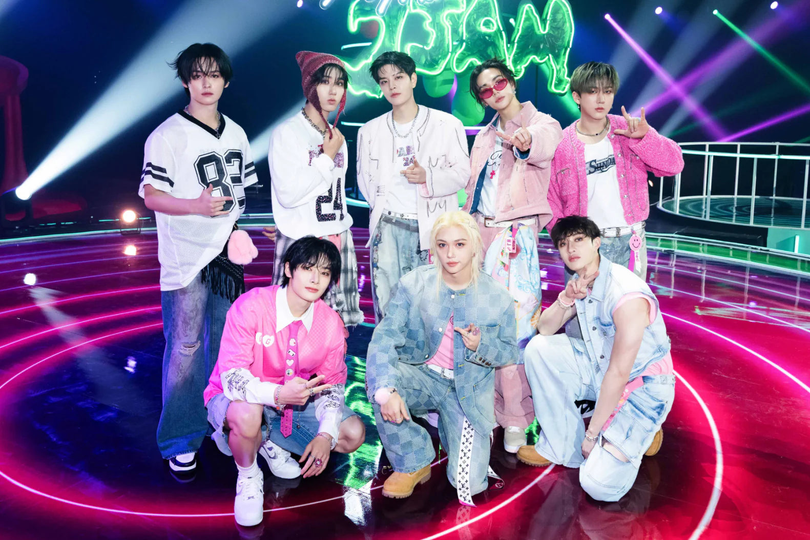 STRAYKIDS collection