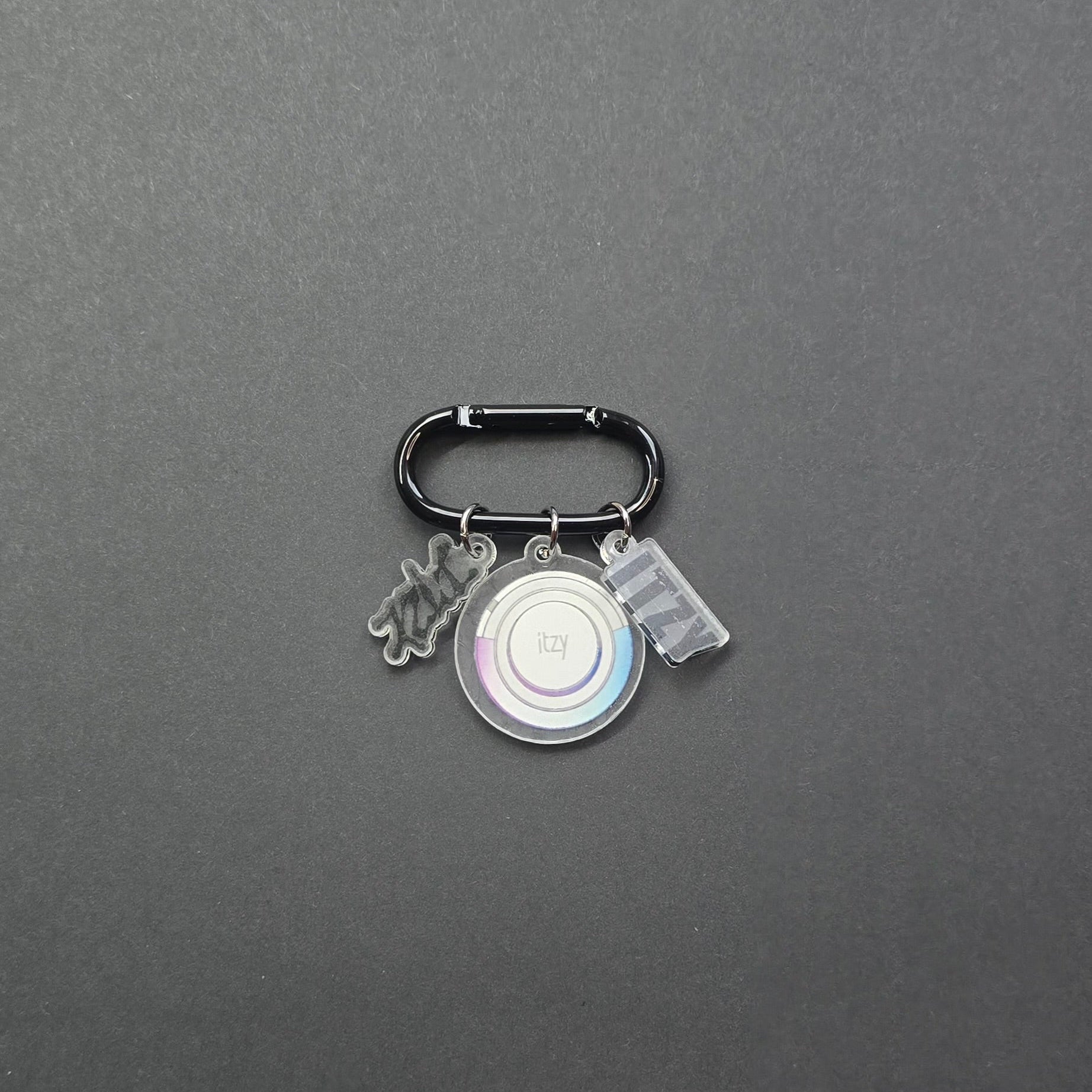 Keychain carbine ITZY