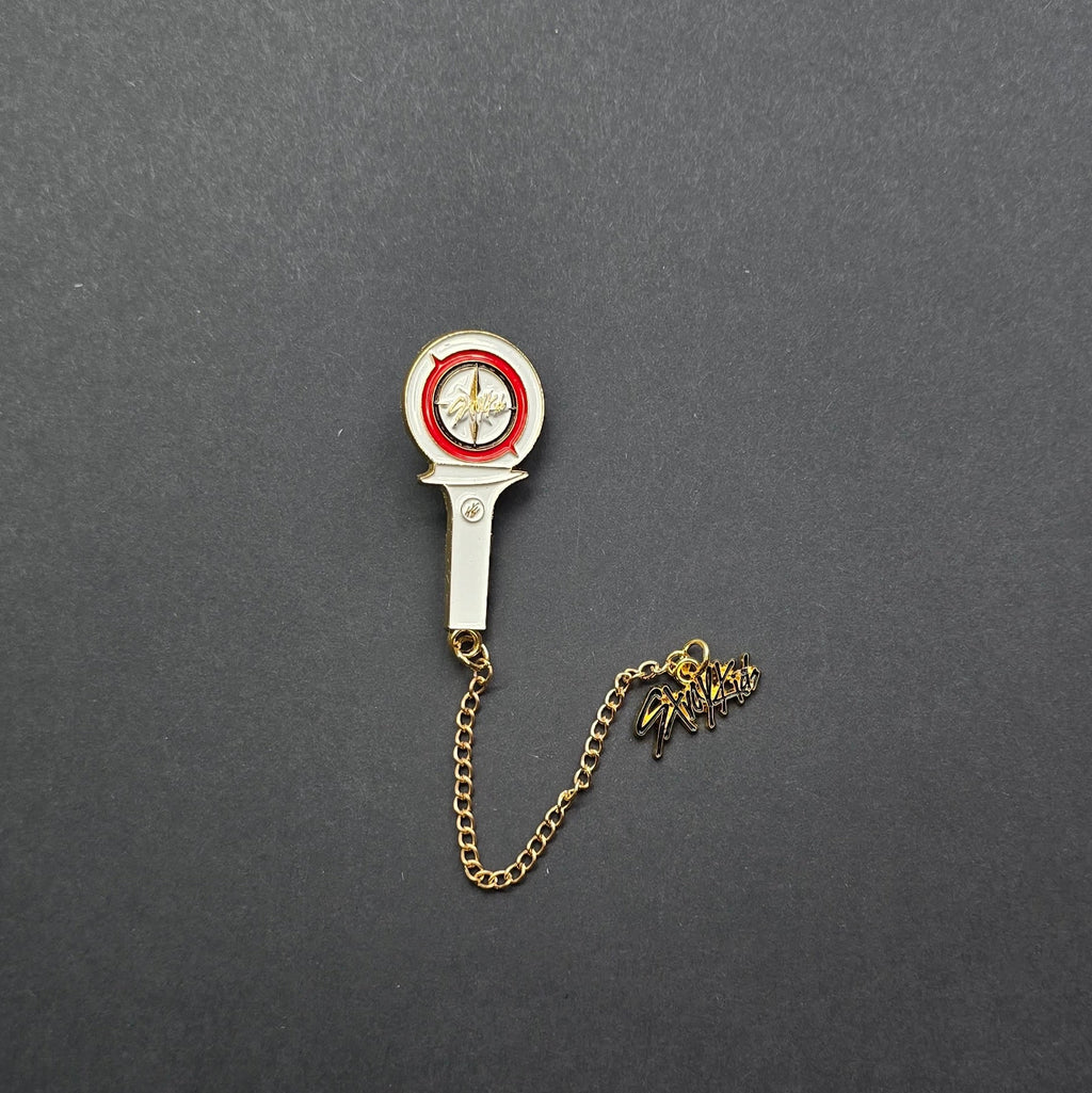 Pin gold chain STRAYKIDS