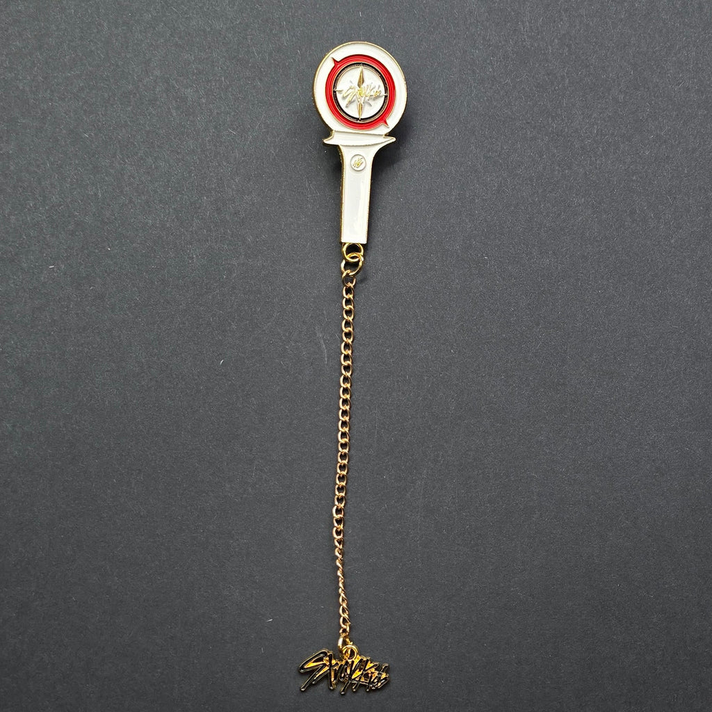 Pin gold chain STRAYKIDS