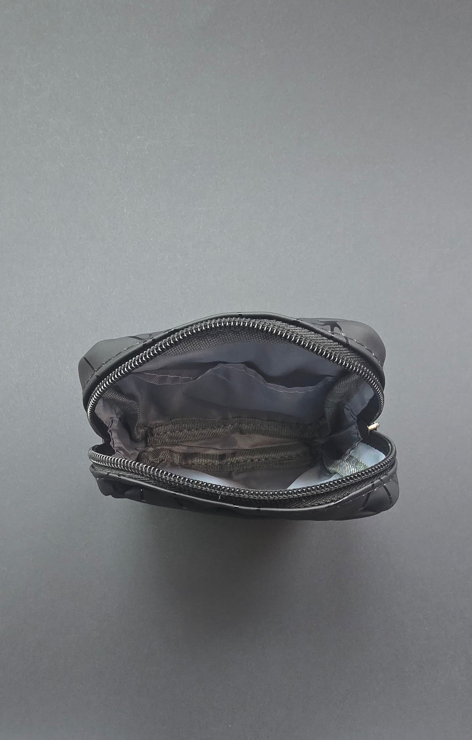 Mini pouch black diamonds