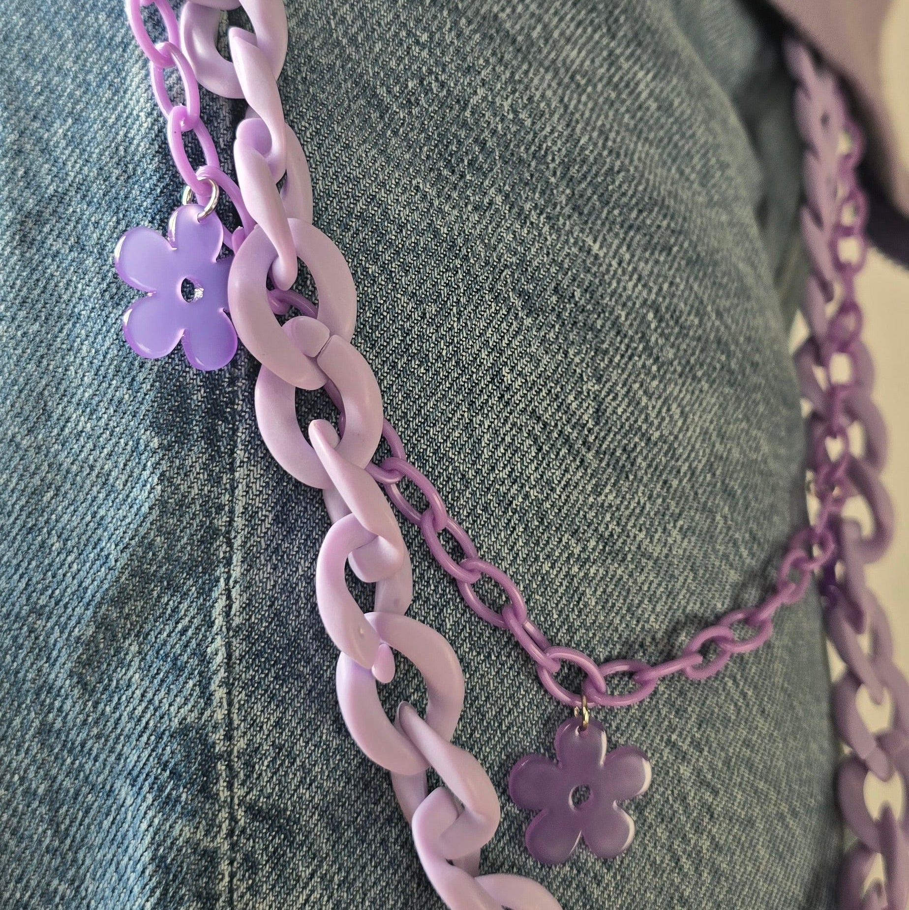 Bag chain lilac
