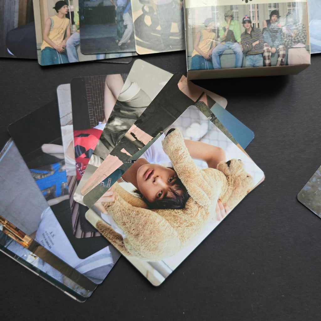 Lomo cards CORTIS